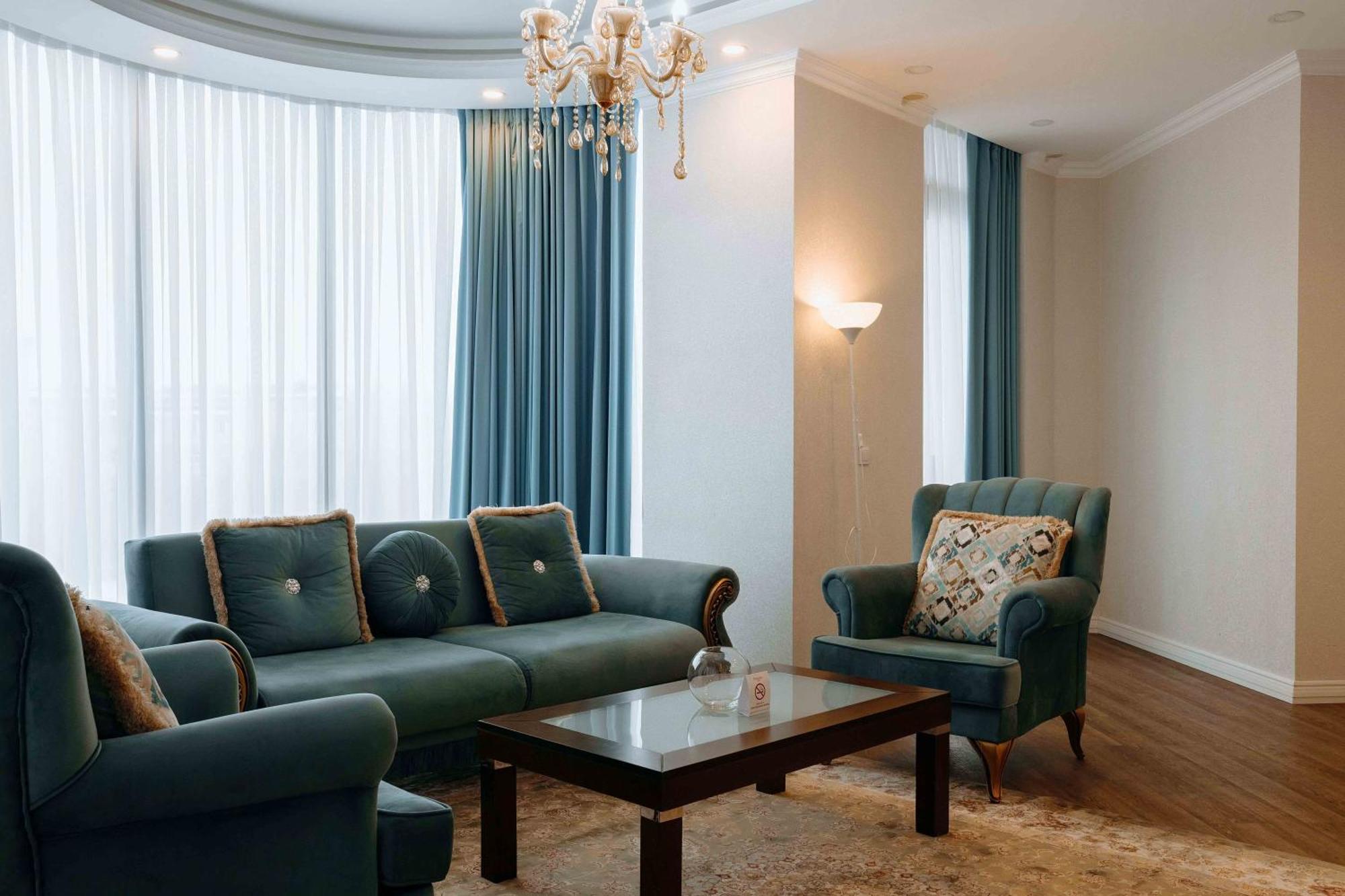 Ramada By Wyndham Shymkent Hotel Luaran gambar