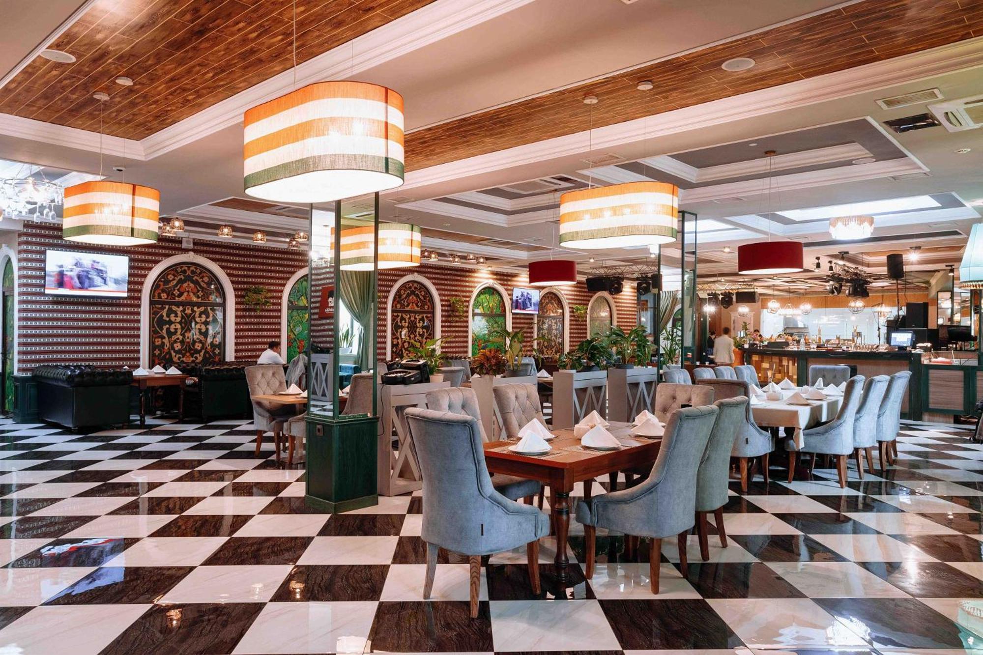 Ramada By Wyndham Shymkent Hotel Luaran gambar