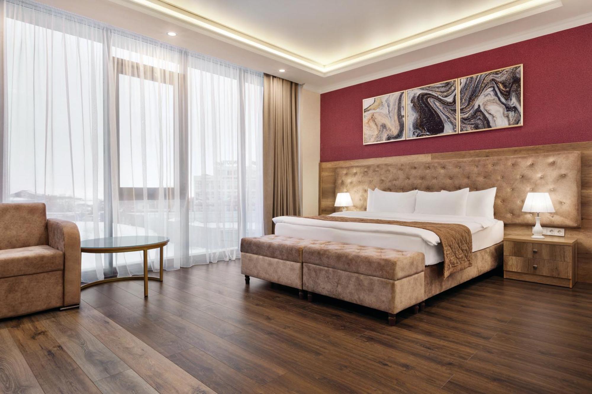Ramada By Wyndham Shymkent Hotel Luaran gambar