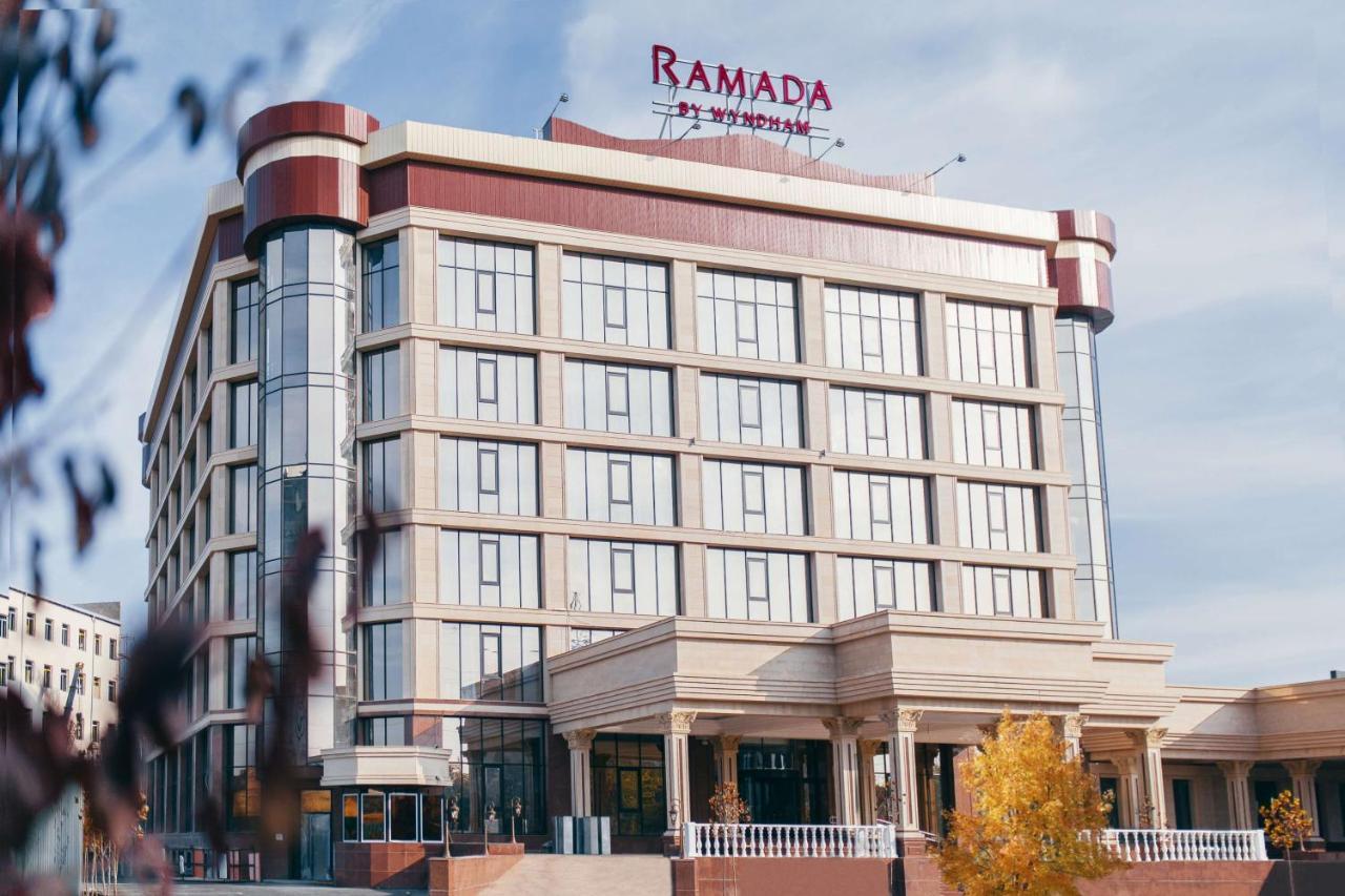 Ramada By Wyndham Shymkent Hotel Luaran gambar